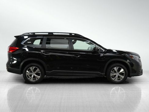 Used 2025 Subaru Ascent Premium image 6