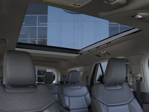 New 2026 Ford Explorer Active w/ Active Comfort Package AWD/4WD image 23
