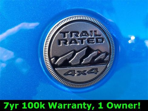 Certified 2022 Jeep Gladiator Sport image 12