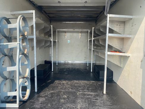 Used 2018 Chevrolet Express 3500 w/ Driver Convenience Package RWD image 20