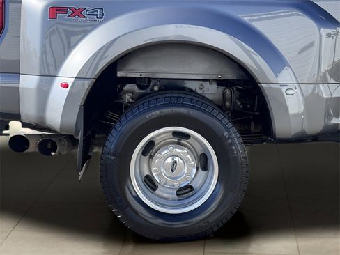 Used 2021 Ford F350 Lariat w/ Lariat Ultimate Package image 49