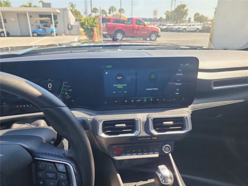 Used 2024 Ford Mustang Premium image 30