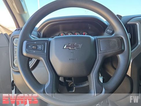 Used 2021 Chevrolet Silverado 1500 Custom Trail Boss AWD/4WD image 13