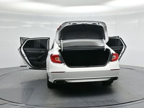 Used 2018 Honda Accord Sport image 29