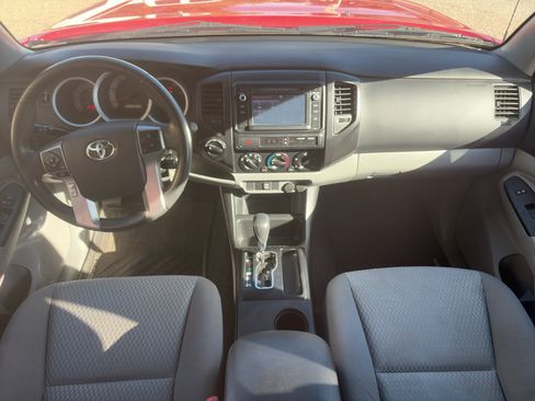 Used 2014 Toyota Tacoma 4x4 Double Cab w/ Convenience Package image 19