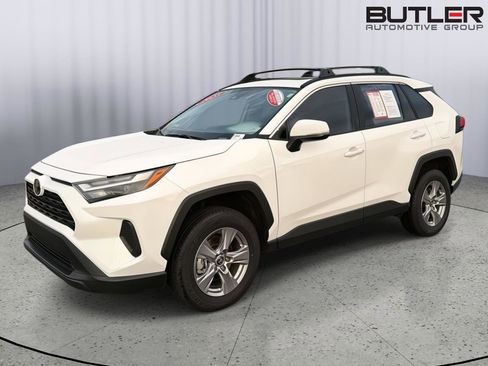 Certified 2025 Toyota RAV4 XLE w/ Convenience Package FWD image 2