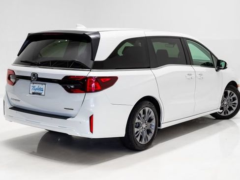 Used 2026 Honda Odyssey Touring image 37