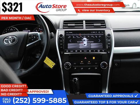 Used 2017 Toyota Camry SE FWD image 12