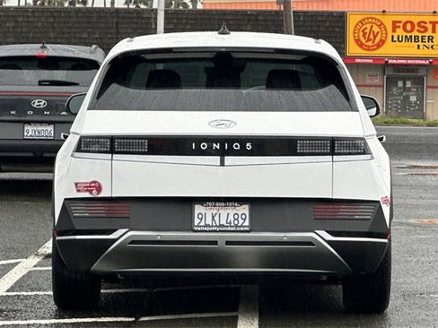 Certified 2024 Hyundai Ioniq 5 SE image 7