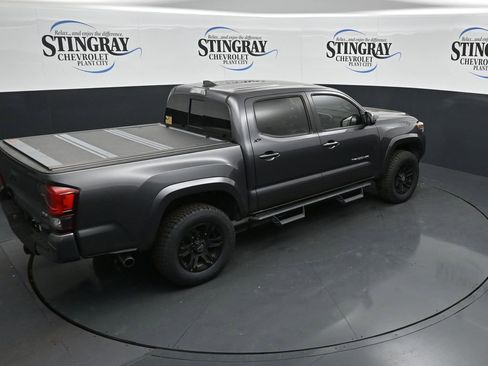 Used 2019 Toyota Tacoma SR5 RWD image 15