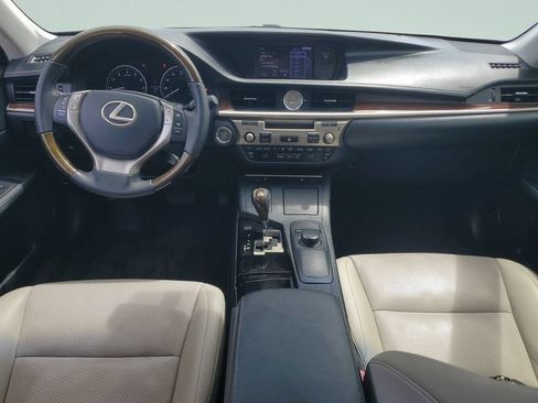 Used 2014 Lexus ES 350 w/ Premium Package FWD image 11