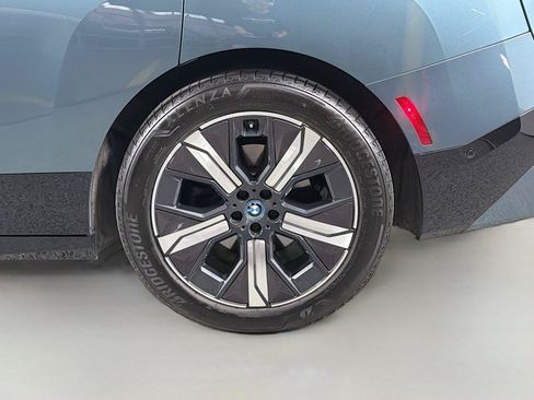 Used 2023 BMW iX xDrive50 w/ Premium Package AWD/4WD image 27