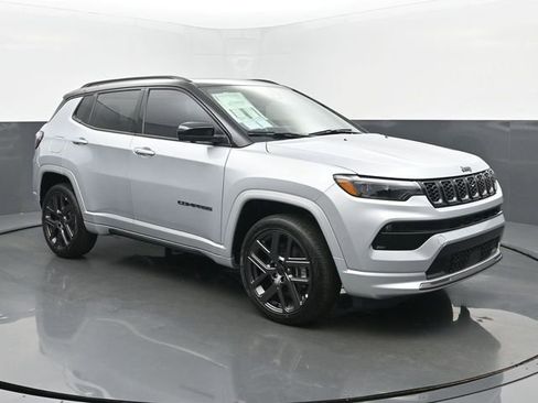 New 2025 Jeep Compass Limited w/ Driver Assist Group I AWD/4WD image 7