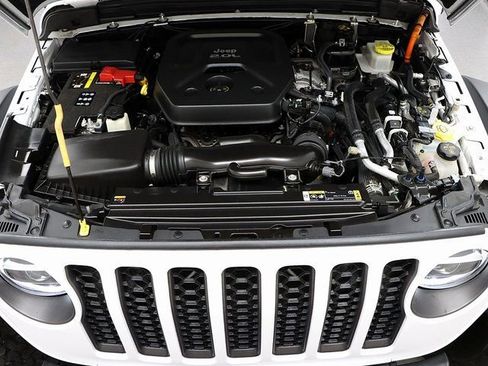 Used 2021 Jeep Wrangler Unlimited Rubicon 4xe w/ Cold Weather Group image 32