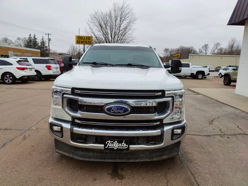 Used 2022 Ford F250 XLT w/ XLT Value Package image 3