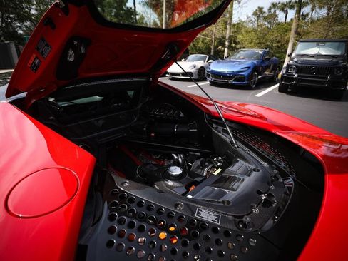 Used 2021 Ferrari SF90 Stradale AWD/4WD image 24