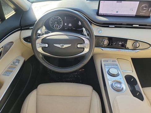 Used 2023 Genesis GV70 2.5T image 14
