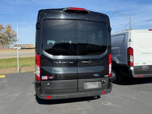 Used 2019 Ford Transit 350 XLT image 4