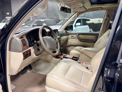 Used 2007 Toyota Land Cruiser AWD/4WD image 22