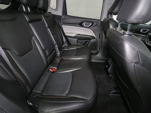 Used 2022 Jeep Compass Limited w/ Sun and Sound Group AWD/4WD image 19