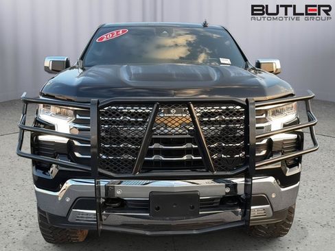Used 2024 Chevrolet Silverado 1500 LTZ w/ LTZ Premium Package AWD/4WD image 9