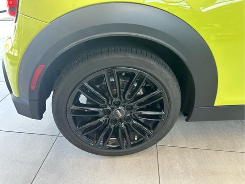Certified 2024 MINI Cooper S w/ Signature Upholstery Package FWD image 18