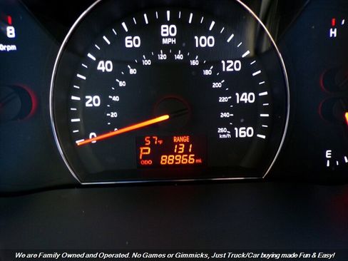 Used 2015 Kia Sorento LX image 10