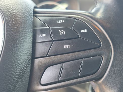 Used 2023 Dodge Charger SXT RWD image 28