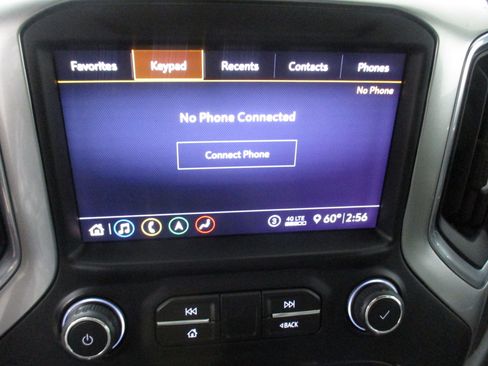 Used 2020 Chevrolet Silverado 1500 LTZ w/ LTZ Convenience Package AWD/4WD image 25