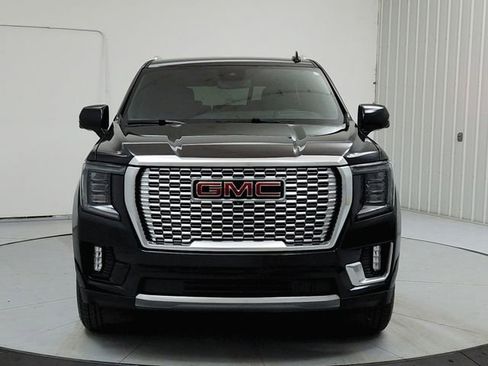 Used 2024 GMC Yukon Denali RWD image 2