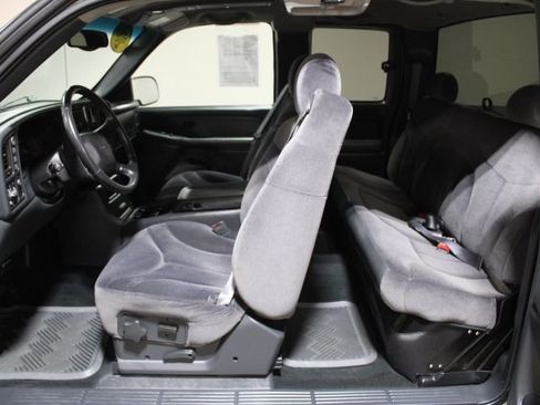 Used 2001 GMC Sierra 1500 4x4 Extended Cab w/ Convenience Plus Group image 19