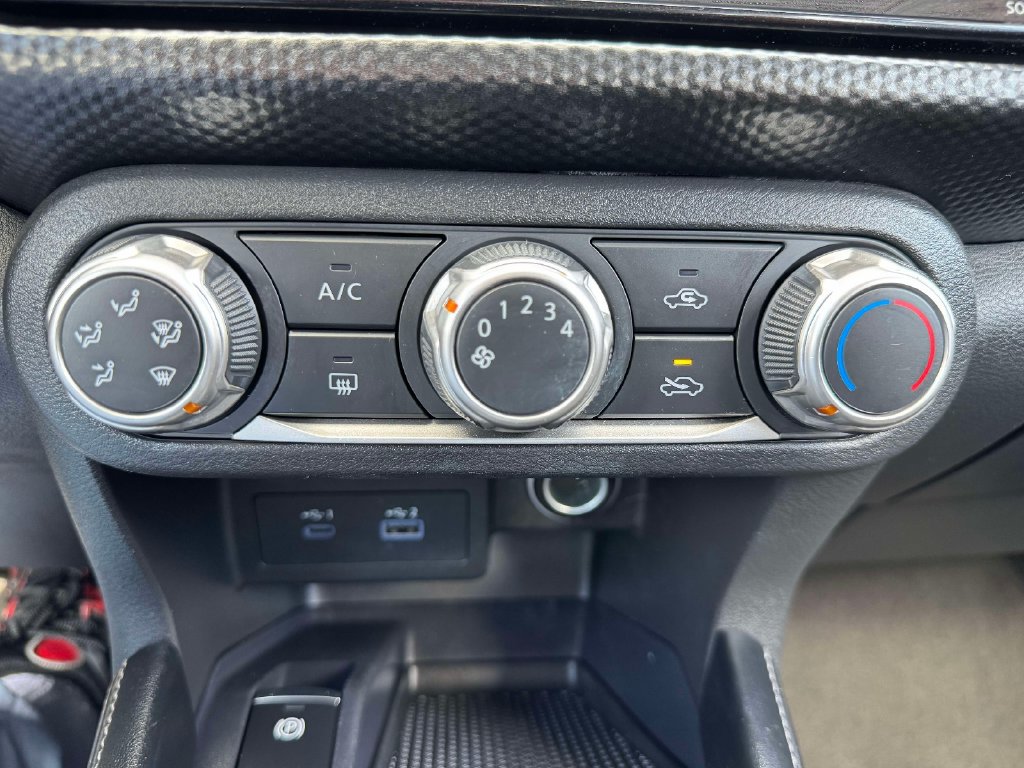 Used 2024 Nissan Kicks SV FWD image 26