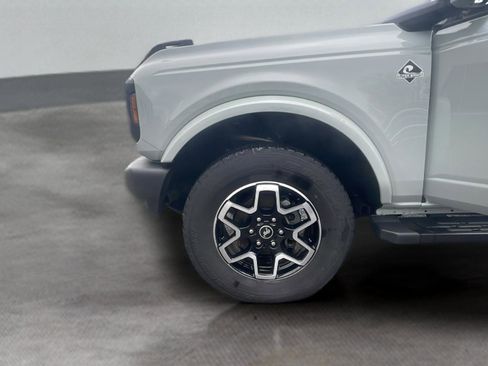Certified 2024 Ford Bronco Outer Banks AWD/4WD image 24