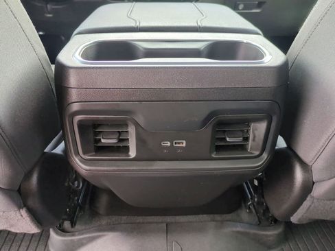Used 2025 Chevrolet Silverado 2500 LT AWD/4WD image 21
