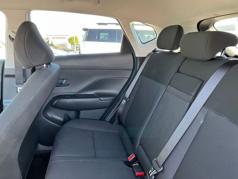 Used 2025 Hyundai Kona SEL image 25