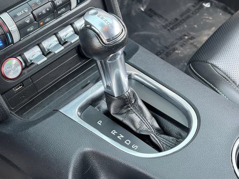 Used 2021 Ford Mustang Premium RWD image 25
