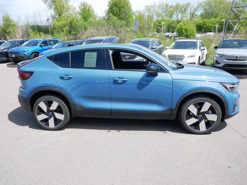 Used 2023 Volvo C40 P8 Recharge Ultimate AWD/4WD image 8