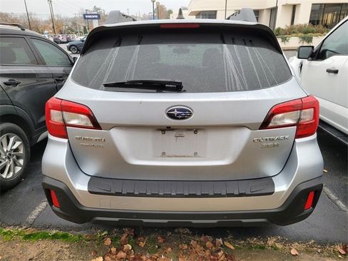 Used 2018 Subaru Outback 3.6R Limited image 8