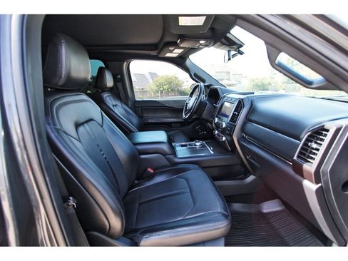 Used 2021 Ford Expedition Limited RWD image 27