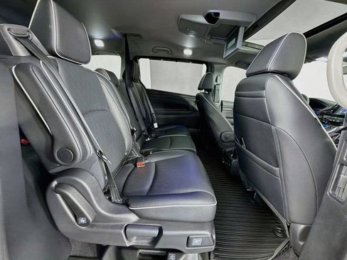 Used 2024 Honda Odyssey Elite image 28