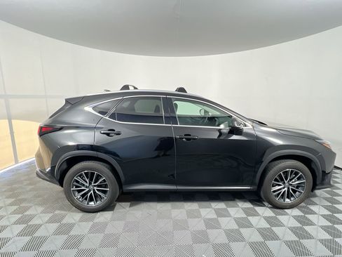 Used 2025 Lexus NX 250 FWD w/ Accessory Package (2T) image 2