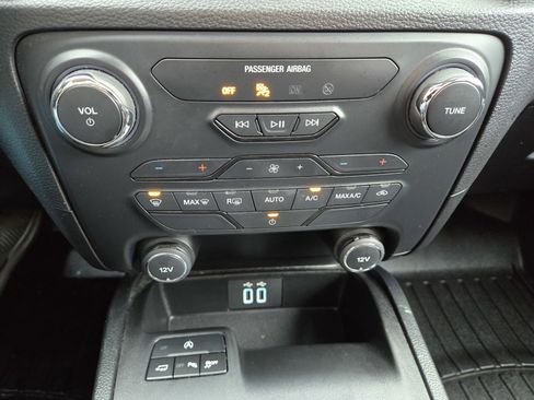 Used 2019 Ford Ranger XLT w/ Equipment Group 301A Mid image 19