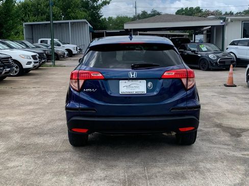 Used 2016 Honda HR-V EX image 6