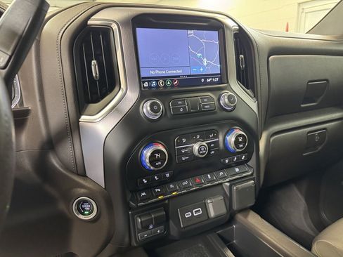 Used 2019 GMC Sierra 1500 SLT w/ SLT Premium Plus Package image 36