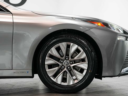 Used 2023 Toyota Mirai w/ Advanced Technology Package RWD image 9