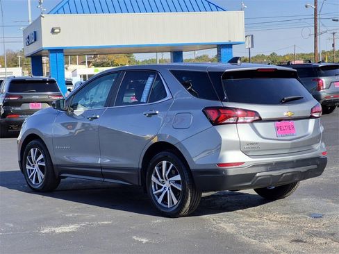 Certified 2024 Chevrolet Equinox LT w/ LPO, Floor Liner Package image 4