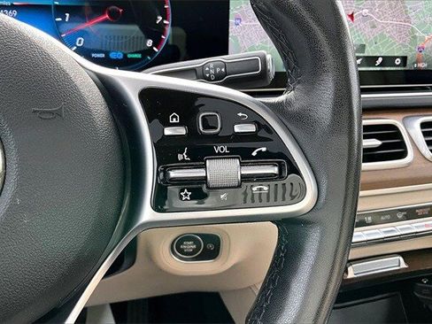 Certified 2022 Mercedes-Benz GLS 450 4MATIC image 15