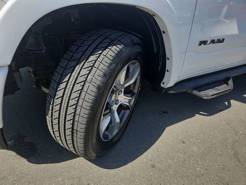 Used 2019 RAM 1500 Laramie w/ Sport Appearance Package AWD/4WD image 30