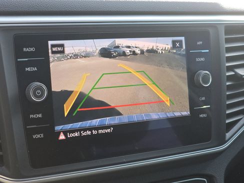 Used 2018 Volkswagen Atlas Launch Edition image 21