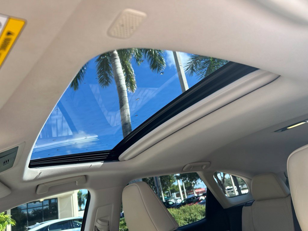 Used 2018 Lexus RX 350L FWD image 15